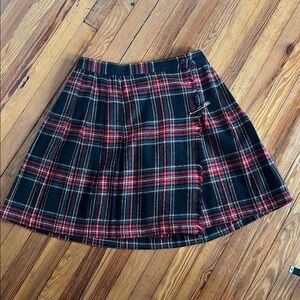 Fetive Vintage Norton McNaughton Wool Plaid Mini Wrap Skirt with Gold Safety Pin